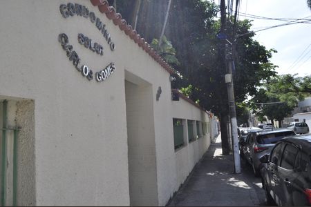 Apartamento à venda com 70m², 2 quartos e 1 vagaFachada