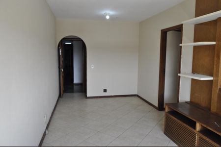 Apartamento à venda com 70m², 2 quartos e 1 vagaSala