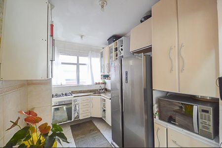 Apartamento à venda com 128m², 3 quartos e 2 vagas Apartamento à venda com 128m², 3 quartos e 2 vagasCozinha