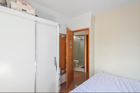 Apartamento à venda com 128m², 3 quartos e 2 vagas Apartamento à venda com 128m², 3 quartos e 2 vagasQuarto 1