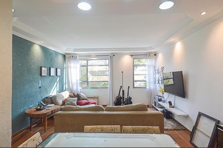 Apartamento à venda com 128m², 3 quartos e 2 vagas Apartamento à venda com 128m², 3 quartos e 2 vagasSala