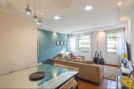 Apartamento à venda com 128m², 3 quartos e 2 vagas Apartamento à venda com 128m², 3 quartos e 2 vagasSala