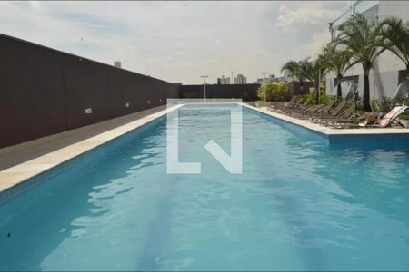 Apartamento à venda com 111m², 2 quartos e 3 vagas Apartamento à venda com 111m², 2 quartos e 3 vagasÁrea comum - Piscina