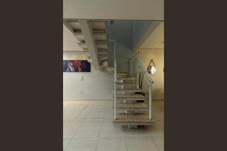 Casa de condomínio para alugar com 134m², 3 quartos e 2 vagas Casa de condomínio para alugar com 134m², 3 quartos e 2 vagasSala