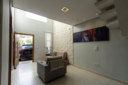 Casa de condomínio para alugar com 134m², 3 quartos e 2 vagas Casa de condomínio para alugar com 134m², 3 quartos e 2 vagasSala