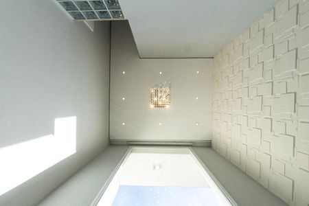 Casa de condomínio para alugar com 134m², 3 quartos e 2 vagas Casa de condomínio para alugar com 134m², 3 quartos e 2 vagasSala