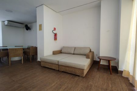 Apartamento para alugar com 69m², 2 quartos e 1 vagaÁrea comum - Salão de festas