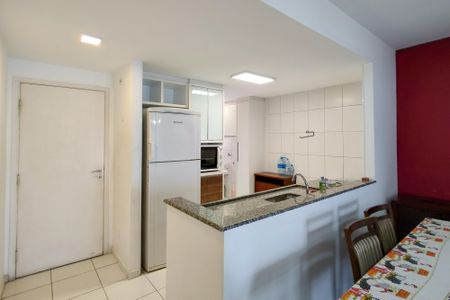 Apartamento para alugar com 69m², 2 quartos e 1 vagaCozinha