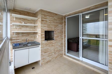 Apartamento para alugar com 69m², 2 quartos e 1 vagaSacada