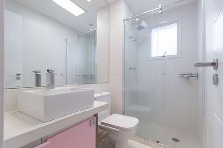 Apartamento para alugar com 180m², 3 quartos e 2 vagasBanheiro - Suíte 2