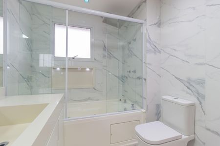 Apartamento para alugar com 180m², 3 quartos e 2 vagasBanheiro - Suíte 3