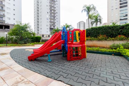 Apartamento para alugar com 180m², 3 quartos e 2 vagasPlayground