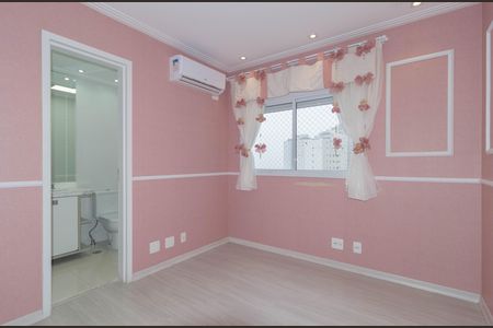 Apartamento para alugar com 180m², 3 quartos e 2 vagasSuíte 1