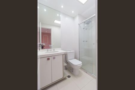 Apartamento para alugar com 180m², 3 quartos e 2 vagasBanheiro - Suíte 1