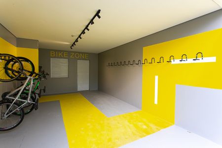 Apartamento à venda com 35m², 2 quartos e sem vaga Apartamento à venda com 35m², 2 quartos e sem vagaÁrea comum - Bicicletário