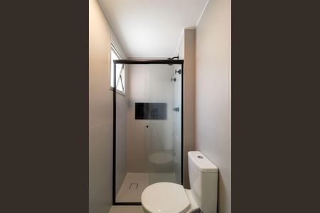 Apartamento para alugar com 67m², 3 quartos e 1 vaga Apartamento para alugar com 67m², 3 quartos e 1 vagaBanheiro da Suíte