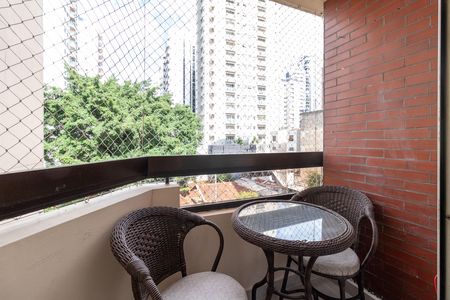 Apartamento para alugar com 67m², 3 quartos e 1 vaga Apartamento para alugar com 67m², 3 quartos e 1 vagaVaranda