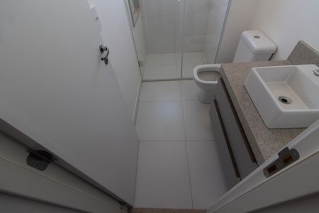 Apartamento à venda com 80m², 2 quartos e 2 vagas Apartamento à venda com 80m², 2 quartos e 2 vagasBanheiro da Suíte 2