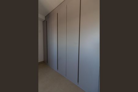 Apartamento à venda com 80m², 2 quartos e 2 vagas Apartamento à venda com 80m², 2 quartos e 2 vagasSuíte 2
