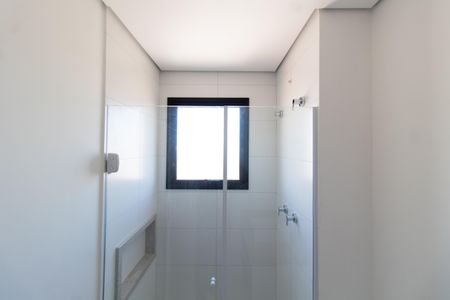 Apartamento à venda com 80m², 2 quartos e 2 vagas Apartamento à venda com 80m², 2 quartos e 2 vagasBanheiro da Suíte 2