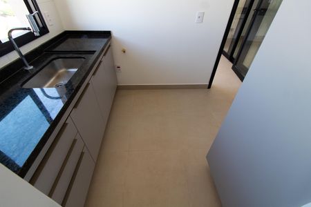 Apartamento à venda com 80m², 2 quartos e 2 vagas Apartamento à venda com 80m², 2 quartos e 2 vagasCozinha