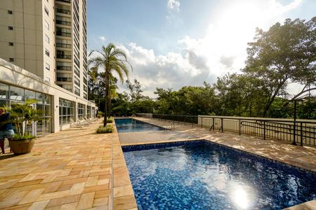 Apartamento à venda com 167m², 3 quartos e 3 vagasÁrea comum - Piscina