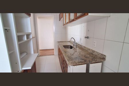 Apartamento para alugar com 64m², 2 quartos e 1 vagaCozinha