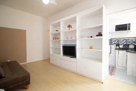 Apartamento para alugar com 39m², 1 quarto e sem vaga Apartamento para alugar com 39m², 1 quarto e sem vagaSala