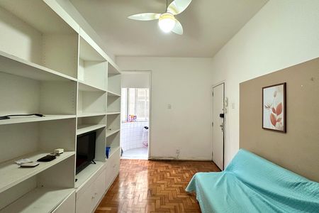Sala de apartamento para alugar com 1 quarto, 39m² em Copacabana, Rio de Janeiro