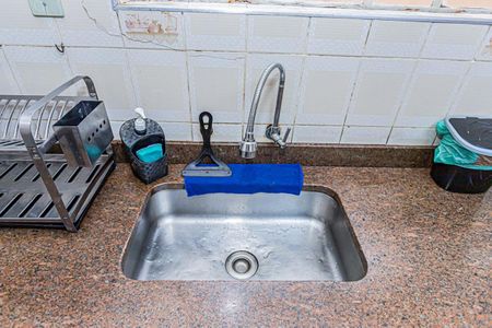 Casa à venda com 125m², 2 quartos e 2 vagas Casa à venda com 125m², 2 quartos e 2 vagasCozinha