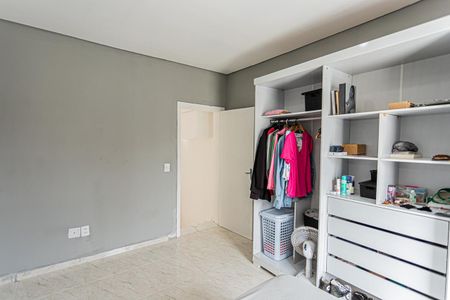 Casa à venda com 125m², 2 quartos e 2 vagas Casa à venda com 125m², 2 quartos e 2 vagasQuarto