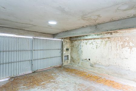 Casa à venda com 125m², 2 quartos e 2 vagas Casa à venda com 125m², 2 quartos e 2 vagasGaragem