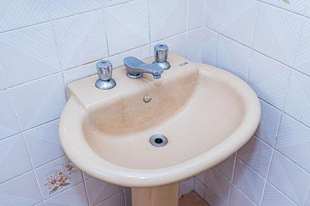 Casa à venda com 125m², 2 quartos e 2 vagas Casa à venda com 125m², 2 quartos e 2 vagasBanheiro