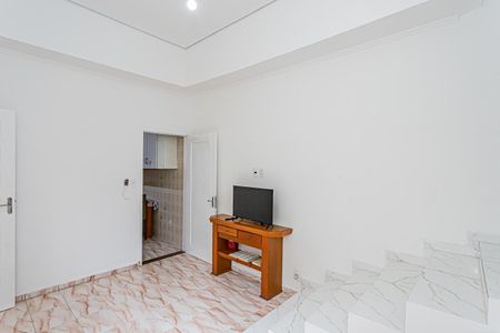 Casa à venda com 125m², 2 quartos e 2 vagas Casa à venda com 125m², 2 quartos e 2 vagasSala