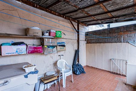 Casa à venda com 125m², 2 quartos e 2 vagas Casa à venda com 125m², 2 quartos e 2 vagasTerraço