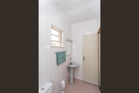 Casa à venda com 125m², 2 quartos e 2 vagas Casa à venda com 125m², 2 quartos e 2 vagasBanheiro suite