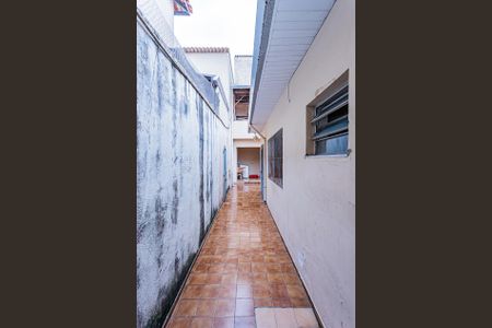 Casa à venda com 125m², 2 quartos e 2 vagas Casa à venda com 125m², 2 quartos e 2 vagasCorredor