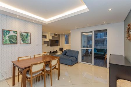 Apartamento à venda com 69m², 2 quartos e 1 vagaSala