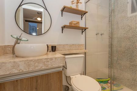 Apartamento à venda com 69m², 2 quartos e 1 vagaBanheiro da Suíte