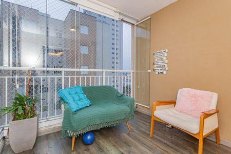 Apartamento à venda com 69m², 2 quartos e 1 vagaVaranda