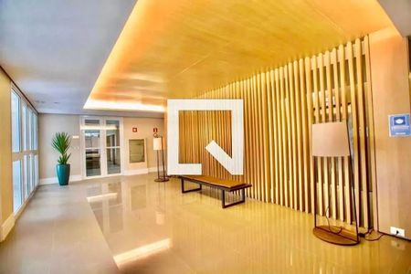 Apartamento à venda com 115m², 2 quartos e 2 vagas Apartamento à venda com 115m², 2 quartos e 2 vagasHall social