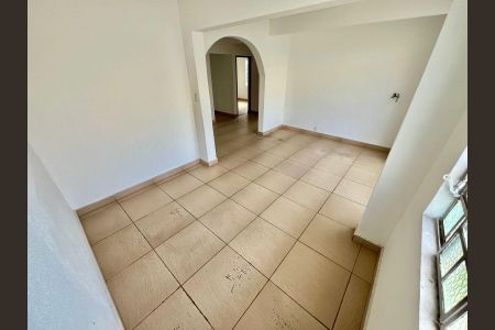 Casa à venda com 288m², 8 quartos e 4 vagasSala inferior