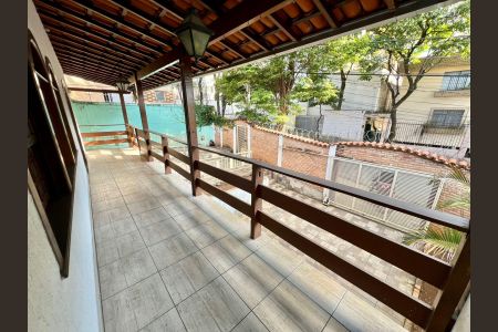 Casa à venda com 288m², 8 quartos e 4 vagasVaranda da Sala