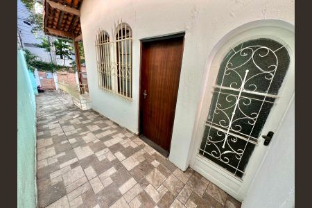 Casa à venda com 288m², 8 quartos e 4 vagasÁrea Externa - Frente