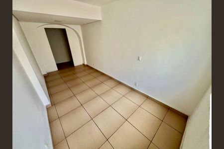 Casa à venda com 288m², 8 quartos e 4 vagasQuarto 6