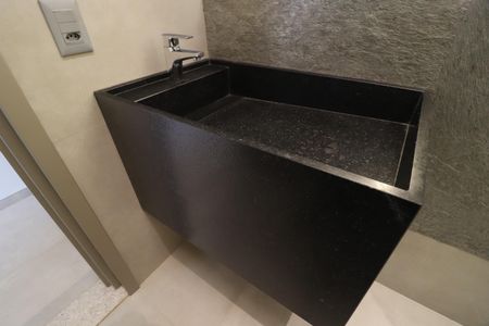 Casa de condomínio para alugar com 500m², 5 quartos e 3 vagasBanheiro Social