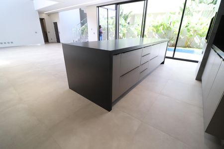 Casa de condomínio para alugar com 500m², 5 quartos e 3 vagasCozinha