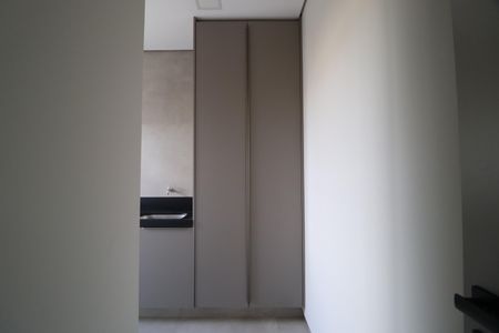 Casa de condomínio para alugar com 500m², 5 quartos e 3 vagasÁrea de Serviço