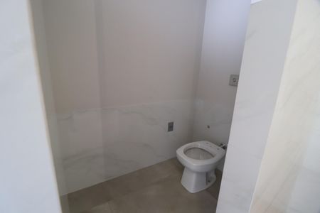 Casa de condomínio para alugar com 500m², 5 quartos e 3 vagasBanheiro Suíte 1