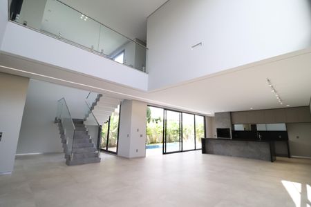 Casa de condomínio para alugar com 500m², 5 quartos e 3 vagasSala